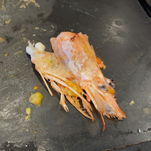 えびせん　海老の頭